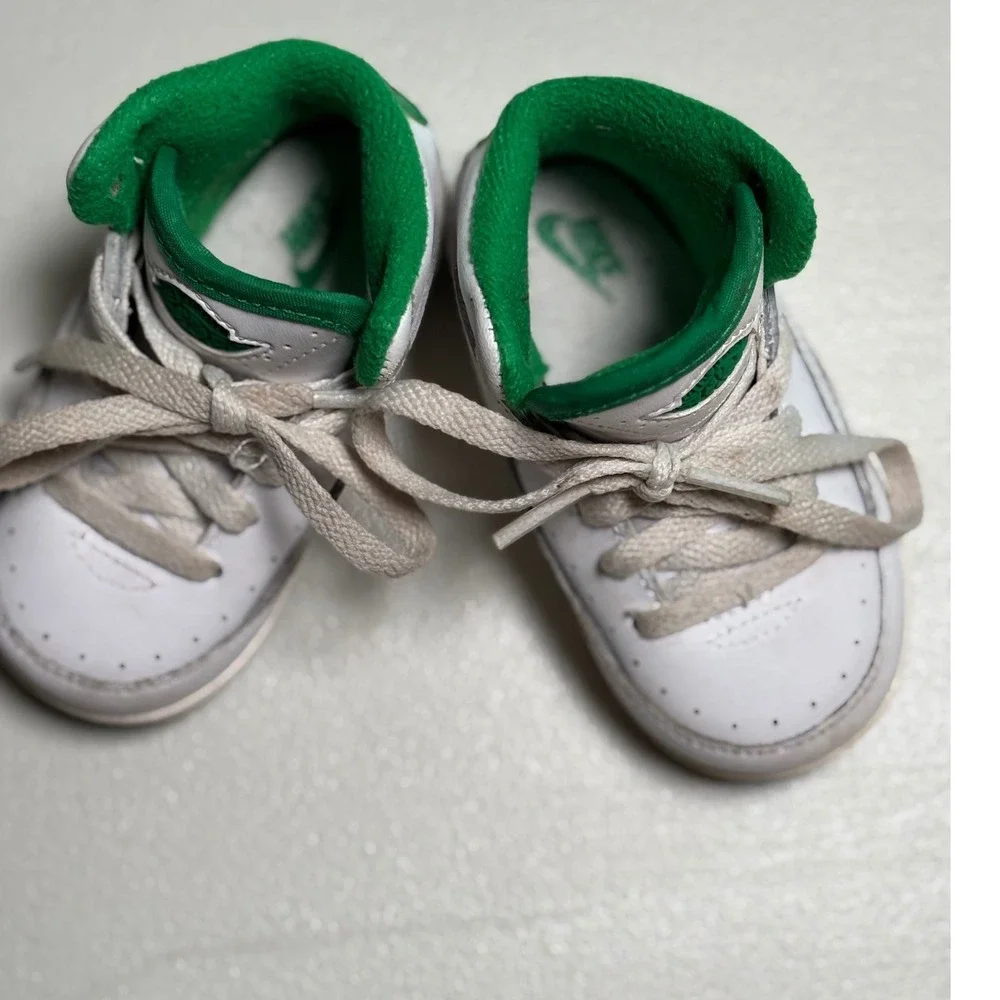 Nike Air Jordan 2 Retro DQ8563-103 Lucky Green Flight Club Shoes Toddler Size 4C